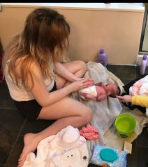 kako danas izgleda mama koja je rodila s 13 godina?