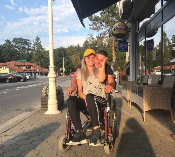 Ana-Maria Kosjek doživjela dva moždana s 23 godine pa rodila djecaka