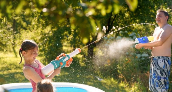 Majcinstvo u najboljem izdanju - neuredno, glasno i krvavo