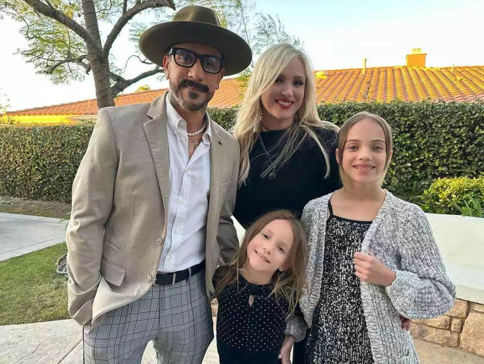 Koliko djece ukupno imaju Backstreet Boys i kako izgledaju njihove žene?