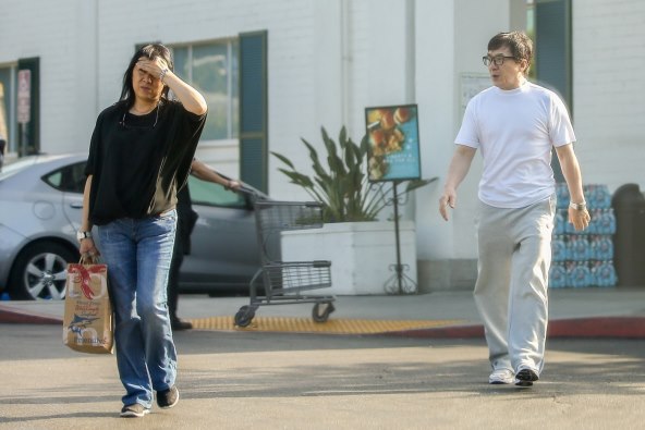 Jackie Chan sa suprugom Joan Lin