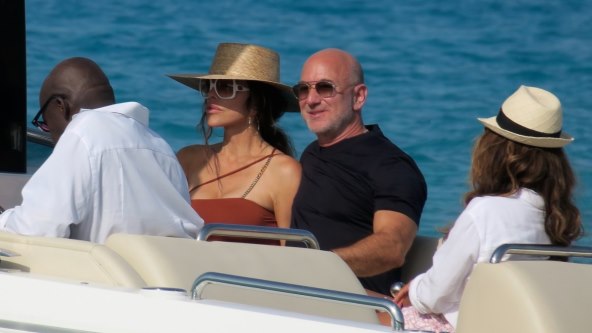 Zašto Jeff Bezos prodaje svoju jahtu Koru?