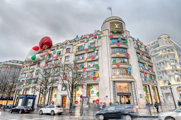 Luis Vuitton i Yayoi Kusama kampanja točke