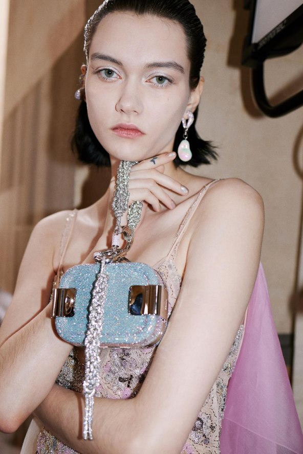 Nakit i make up detalji Fendi haute couture 2023