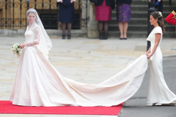Kate Middleton nosila je dvije vjenčanice na kraljevskom vjenčanju