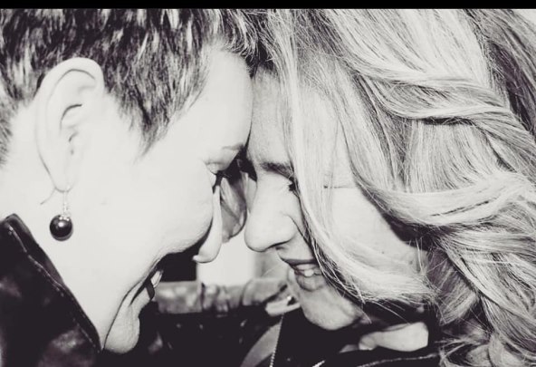 Što su žene ženama - vučice ili sestre?