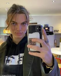 Kako izgleda sin Elizabeth Hurley