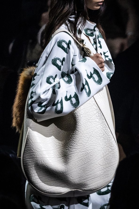 Burberry modna revija Danile Lee debi