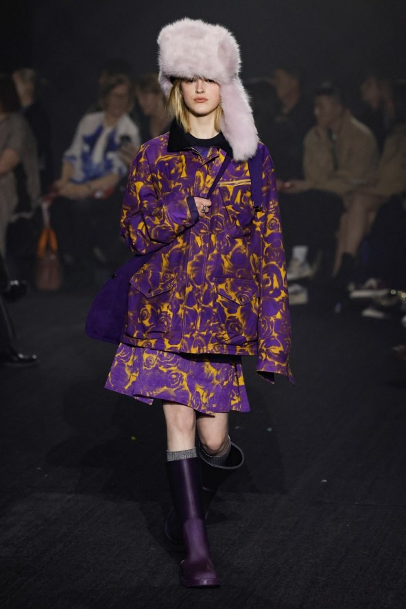 Burberry modna revija Danile Lee debi