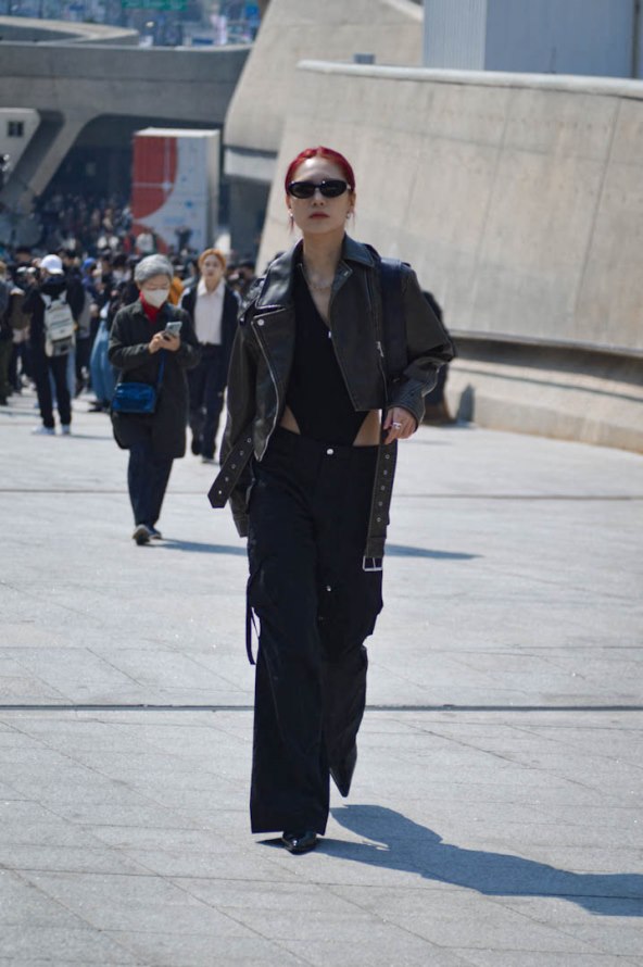 4 načina kako nositi kožnu jaknu ovog proljeća