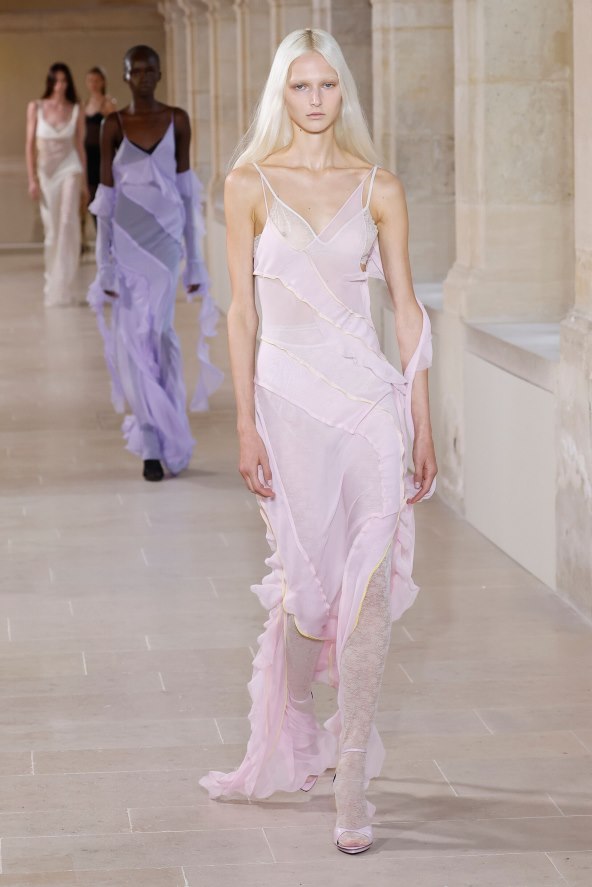 Moda trend transparentno prozirno proljeće 2023