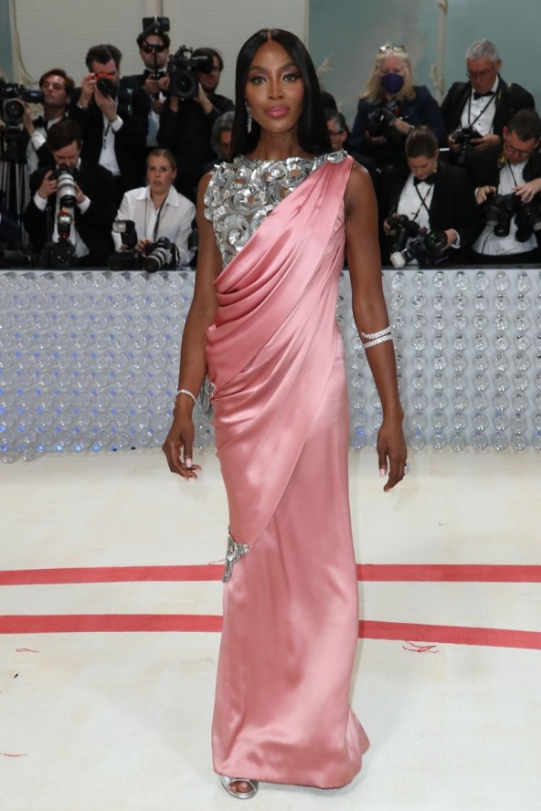 Met Gala 2023 oduševili vintage modeli Karla Lagerfelda