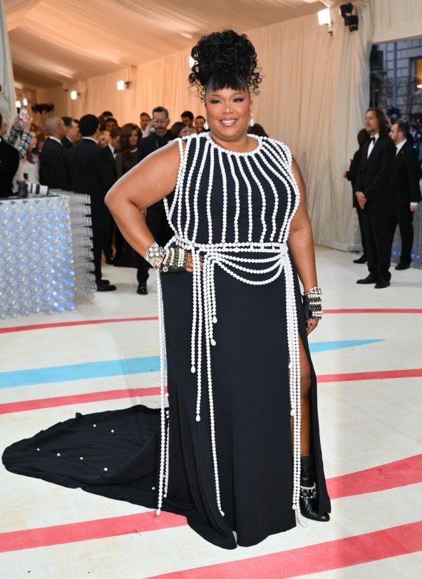 Met Gala 2023 oduševili vintage modeli Karla Lagerfelda