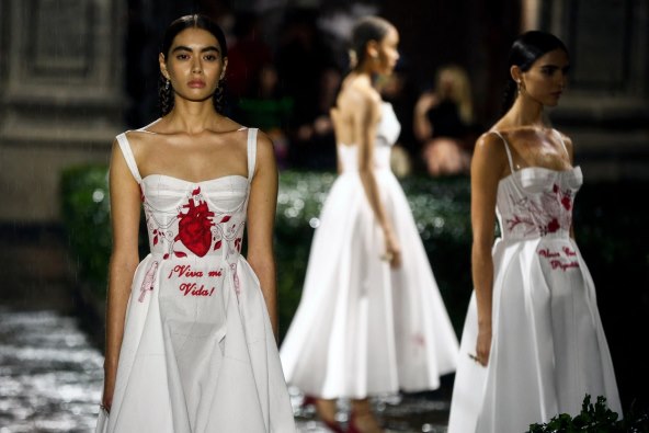 Dior Resort kolekcija 2024 u Meksiku inspiracija Frida Kahlo