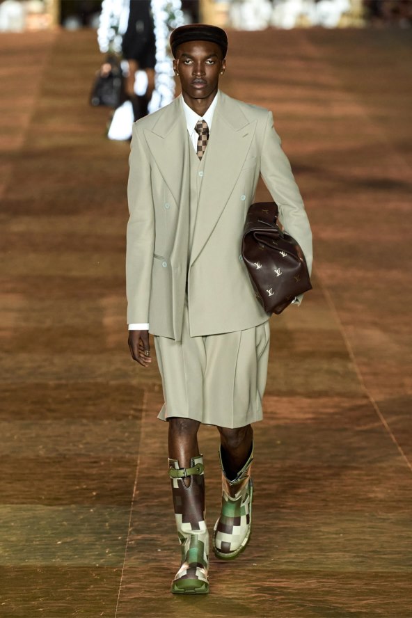 Pharrell Williams modni debi za Louis Vuitton održana revija u Parizu