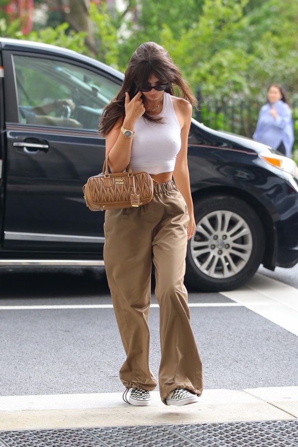Emily Ratajkowski posjeduje luksuzni sat Rolex Day Date