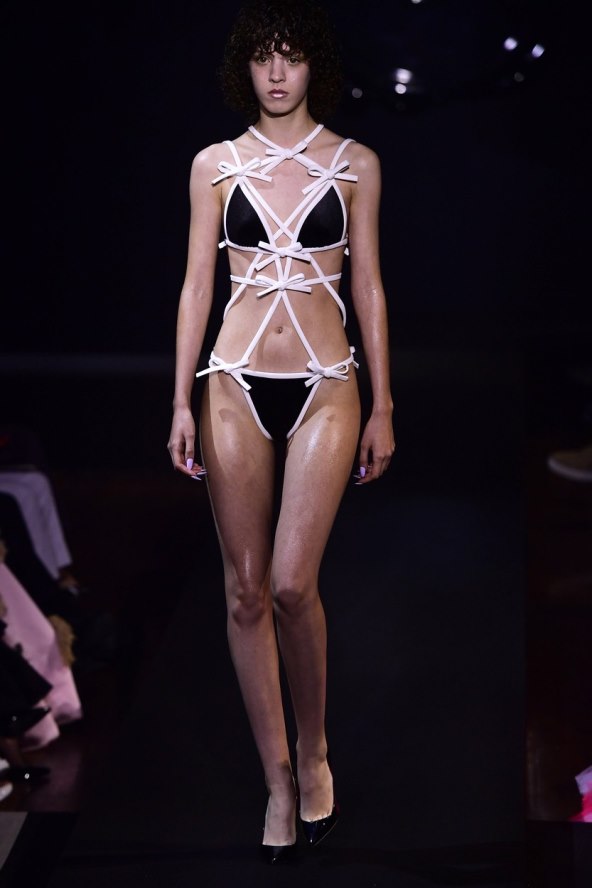 Viktor i Rolf na tjednu visoke mode predstavili kupaće kostime