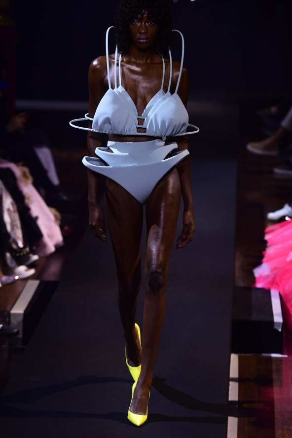 Viktor i Rolf na tjednu visoke mode predstavili kupaće kostime