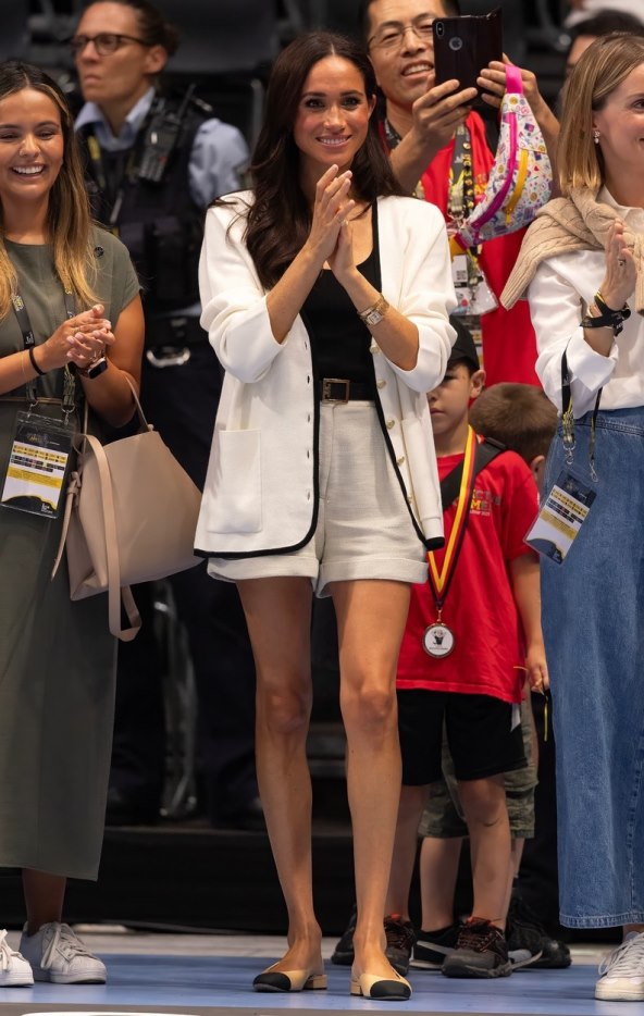 Meghan Markle u Chanel slingback cipelama