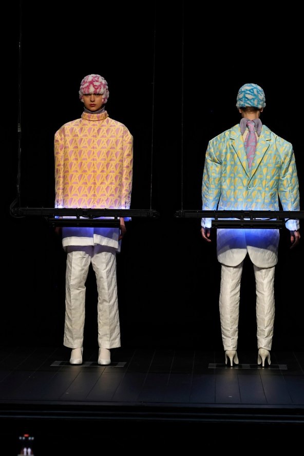 Anrealage moda i tehnologija revija tjedan mode Pariz