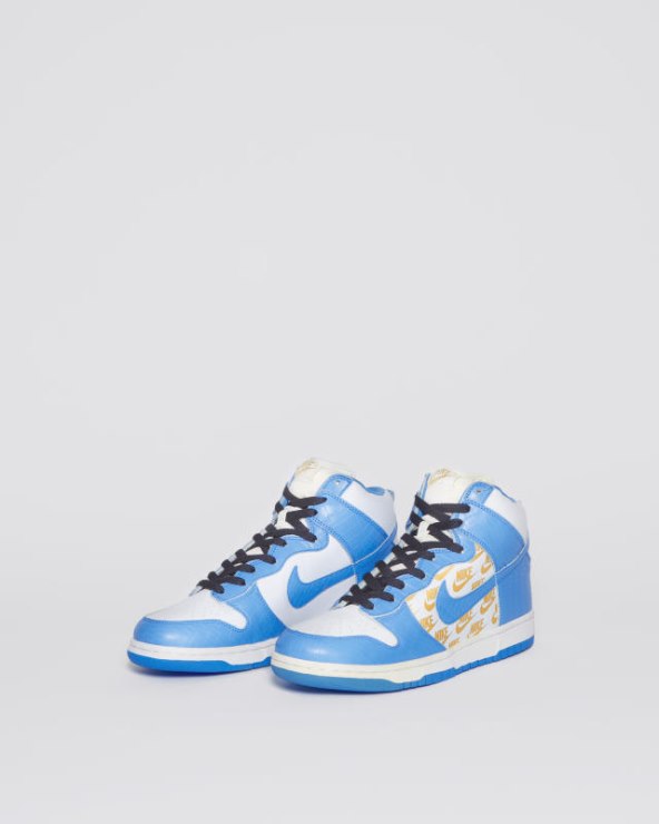 Supreme x Nike SB Dunk High tenisice