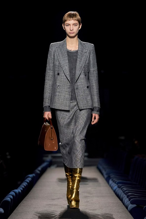 Modni trend jesen 2023 power dressing blejzeri i odijela