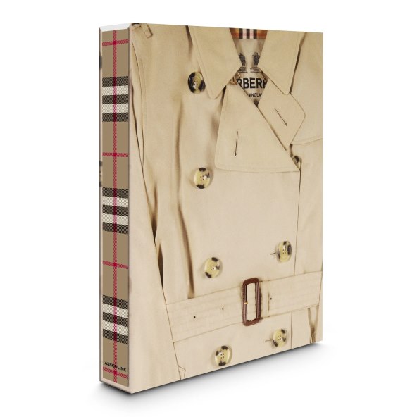 Burberry coffee table luksuzna knjiga