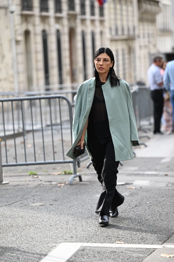Street style ideje kako nositi blejzere i jakne jesen 2023