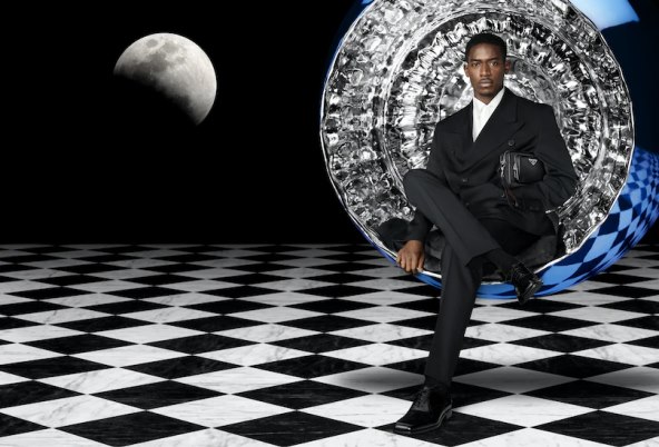 Prada predstavila blagdansku kolekciju zima 2023