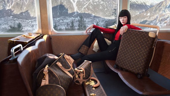Louis Vuitton predstavio kampanju za luksuznu prtljagu Horizons Never End zima 2023