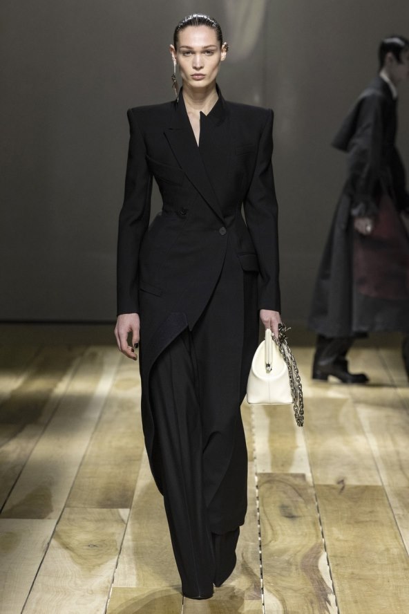 Alexander McQueen AW 2023