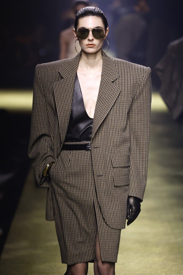 Pencil suknje u trendu za 2024