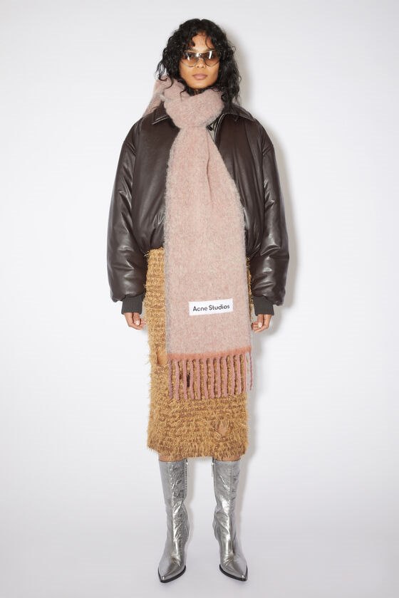 Acne Studios šalovi