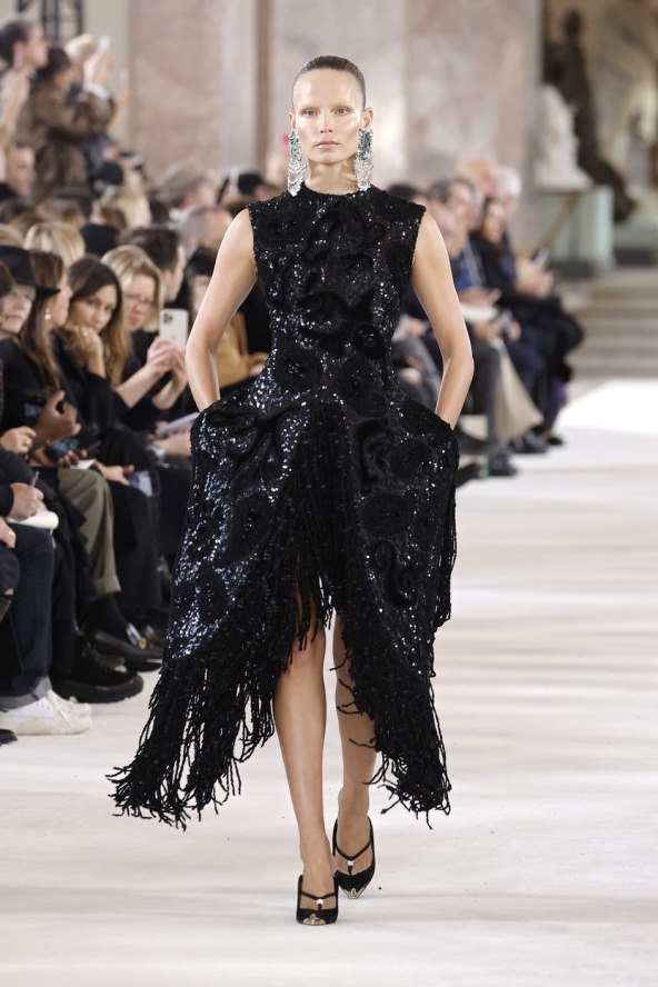 Schiaparelli u velikom stilu otvorio Tjedan vioske mode