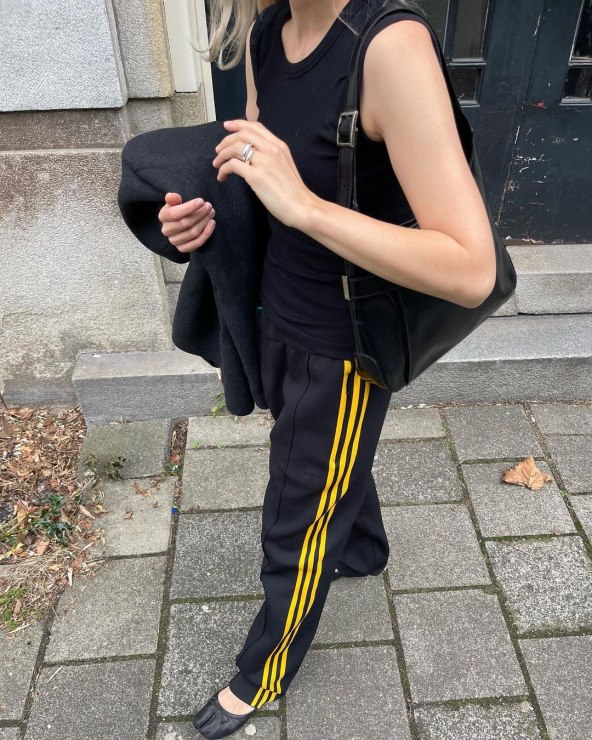 Trend adidas trenirka modne kombinacije 2024