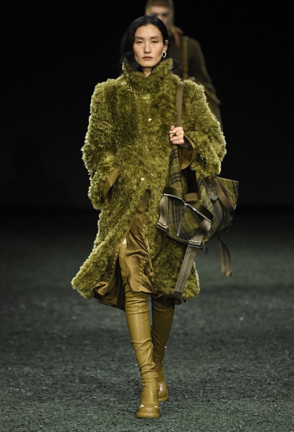 Burberry modna revija za jesen 2024 zatvorila Tjedan mode u Londonu