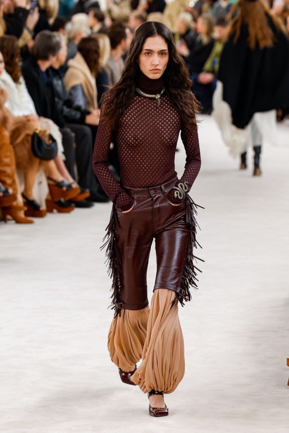 Modni debi Chemene Kamali za Chloe na Tjednu mode u Parizu