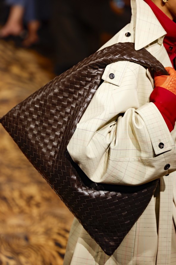 Predstavljamo 100 atraktivnih modela dizajnerskih torbica