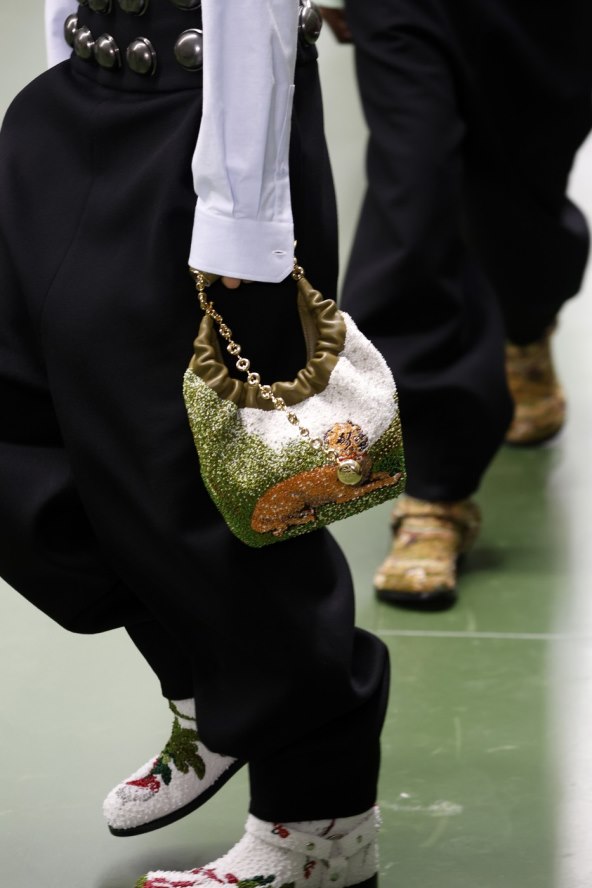 Predstavljamo 100 atraktivnih modela dizajnerskih torbica