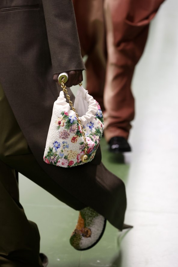 Predstavljamo 100 atraktivnih modela dizajnerskih torbica