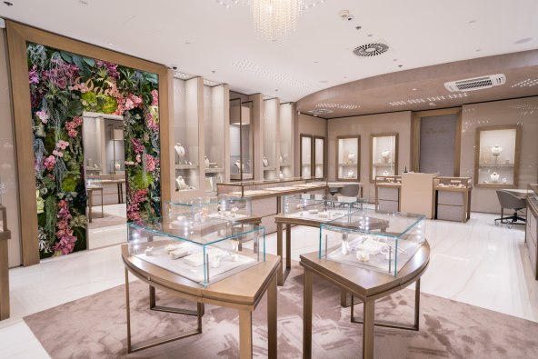 U City Center one East otvorena luksuzno uređena Zlatarna Dodić