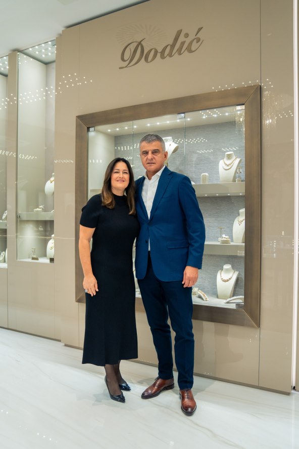 U City Center one East otvorena luksuzno uređena Zlatarna Dodić