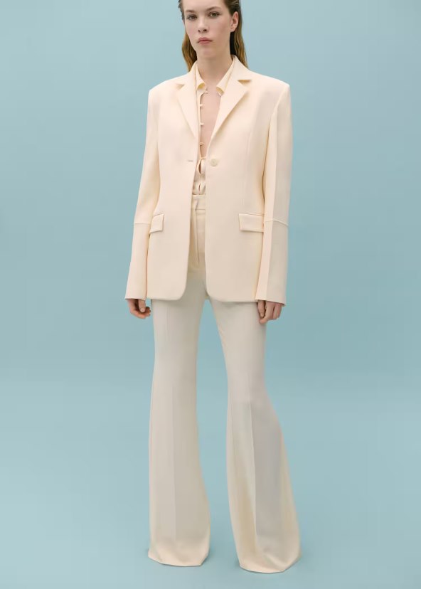 Stigla je Victoria Beckham x Mango kolekcija