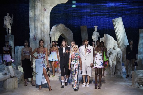Donatella Versace odlazi iz Versacea