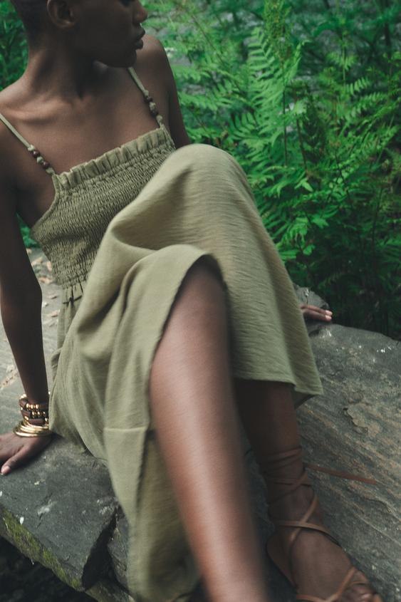 Trendi modni komadi iz Zare u zelenoj boji 