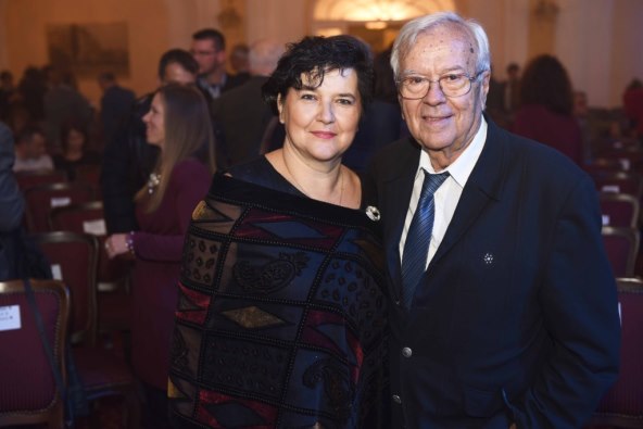 Hrvoje Hegedušić je nakon razvoda od Ksenije Erker oženio 33 godine mlađu Ljerku