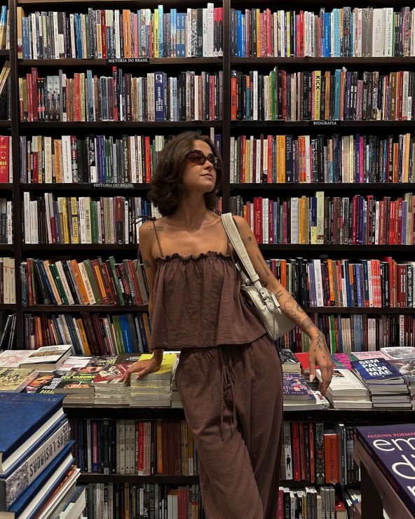 Čokoladno smeđa boja hit za ljeto 2024.