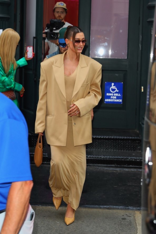 Hailey Bieber