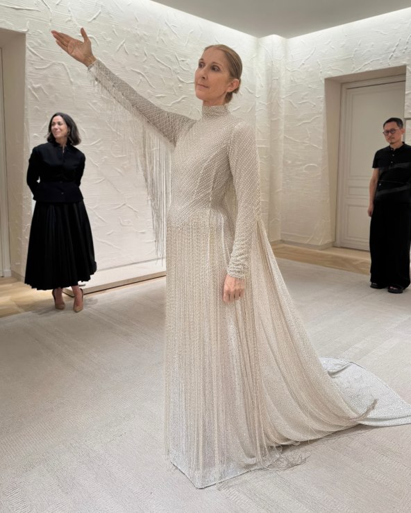 Celine Dion na otvorenju Olimpijskih igara je nosila Dior haljinu