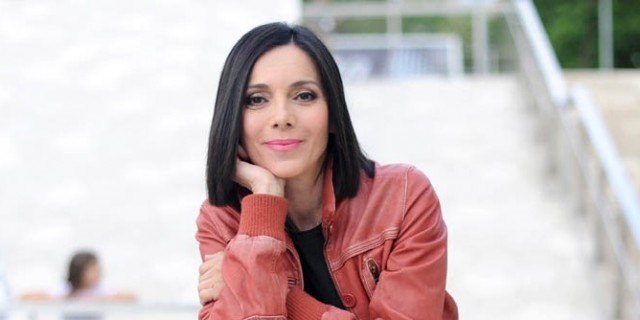 Daniela Trbović na premijeri filma sa sinom